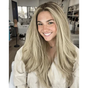 26" Amber Silk Top Wig Platinum Blonde w/ Reverse Balayage